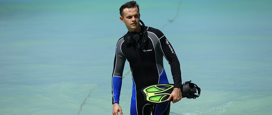 How a Dry-Breathing Diving Snorkel Works